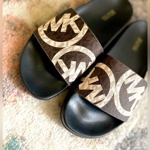 Michael Kors Slides